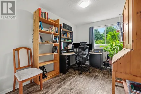 909D Elmsmere Road Ottawa ON K1J 8G4