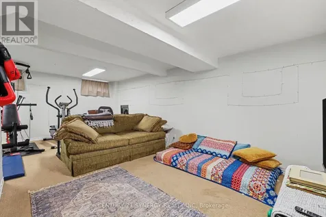 909D Elmsmere Road Ottawa ON K1J 8G4