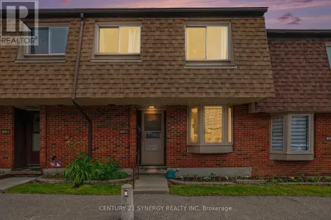 909D Elmsmere Road Ottawa ON K1J 8G4