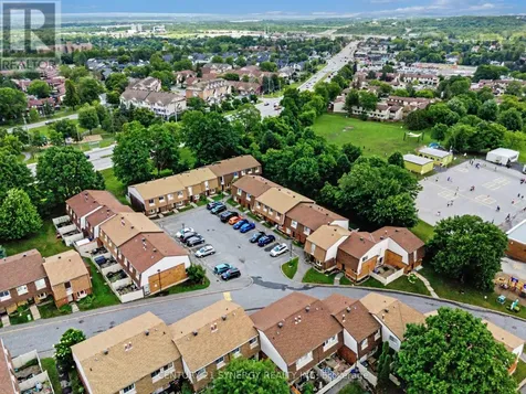 909D Elmsmere Road Ottawa ON K1J 8G4