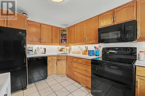 909D Elmsmere Road Ottawa ON K1J 8G4