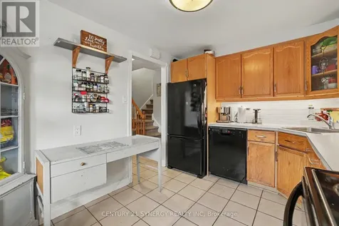 909D Elmsmere Road Ottawa ON K1J 8G4