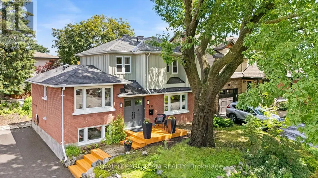 631 Courtenay Avenue Ottawa ON K2A 3B6