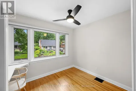 631 Courtenay Avenue Ottawa ON K2A 3B6