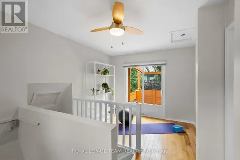 631 Courtenay Avenue Ottawa ON K2A 3B6