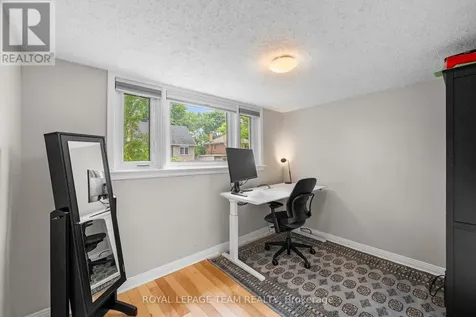 631 Courtenay Avenue Ottawa ON K2A 3B6