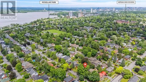 631 Courtenay Avenue Ottawa ON K2A 3B6