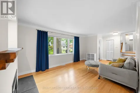 631 Courtenay Avenue Ottawa ON K2A 3B6