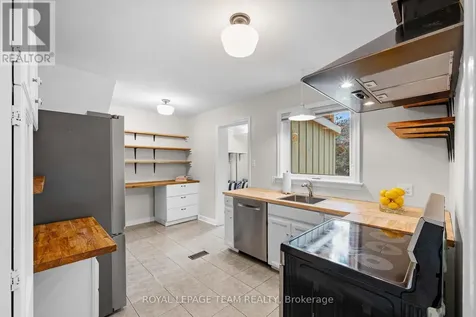 631 Courtenay Avenue Ottawa ON K2A 3B6