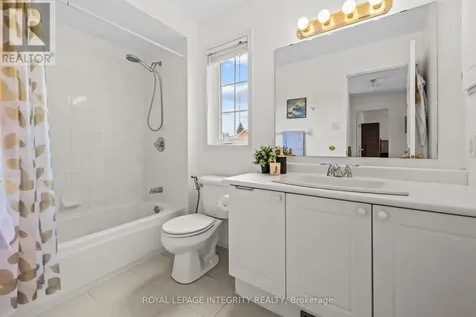 25 Crystal Park Crescent Ottawa ON K2C 3Z8