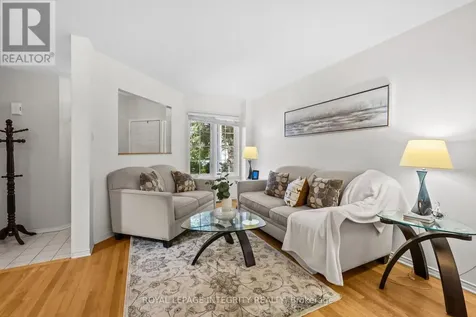 25 Crystal Park Crescent Ottawa ON K2C 3Z8