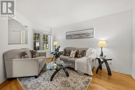 25 Crystal Park Crescent Ottawa ON K2C 3Z8