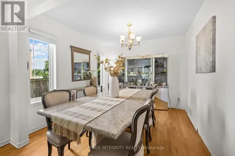 25 Crystal Park Crescent Ottawa ON K2C 3Z8