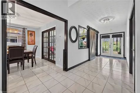 15 Ellen Avenue Hamilton ON L8G 5A9