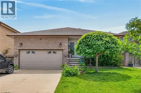 15 Ellen Avenue Hamilton ON L8G 5A9