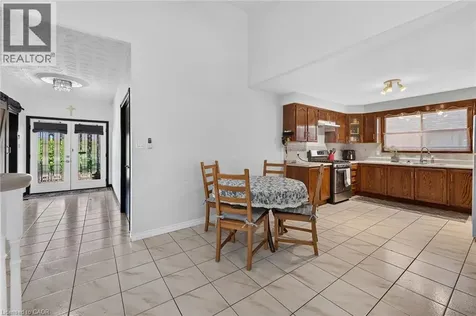 15 Ellen Avenue Hamilton ON L8G 5A9