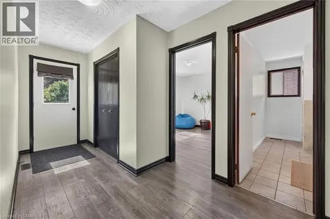 15 Ellen Avenue Hamilton ON L8G 5A9