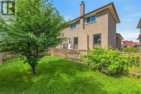 15 Ellen Avenue Hamilton ON L8G 5A9