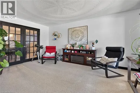 15 Ellen Avenue Hamilton ON L8G 5A9