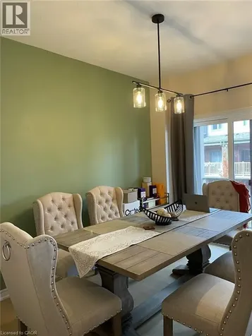 20 Ridgeside Lane Waterdown ON L8B 1W5