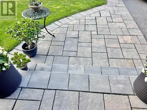 637 Tennant Way Ottawa ON K4M 0C7