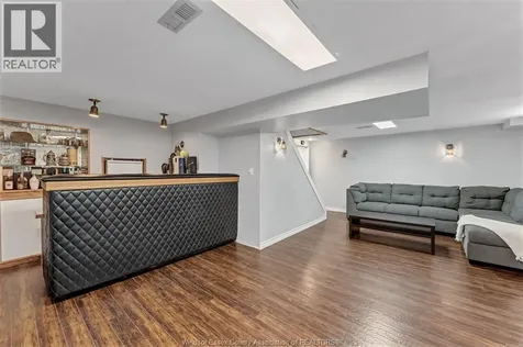 10700 Atwater Crescent Windsor ON N8R 1N6
