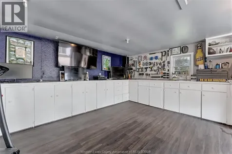 10700 Atwater Crescent Windsor ON N8R 1N6