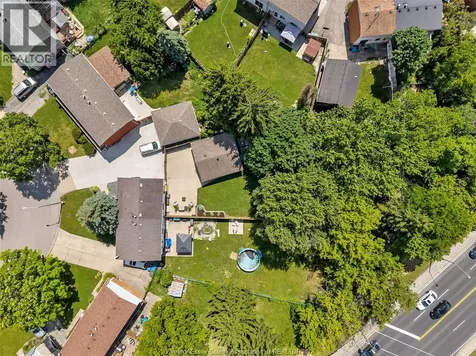 10700 Atwater Crescent Windsor ON N8R 1N6