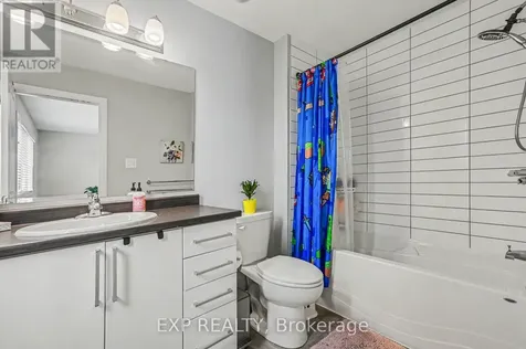 92 Gardenpost Terrace Ottawa ON K4A 5H2