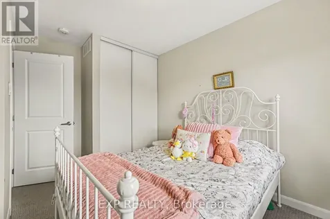 92 Gardenpost Terrace Ottawa ON K4A 5H2