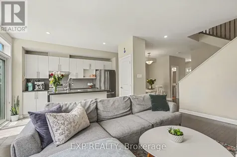 92 Gardenpost Terrace Ottawa ON K4A 5H2