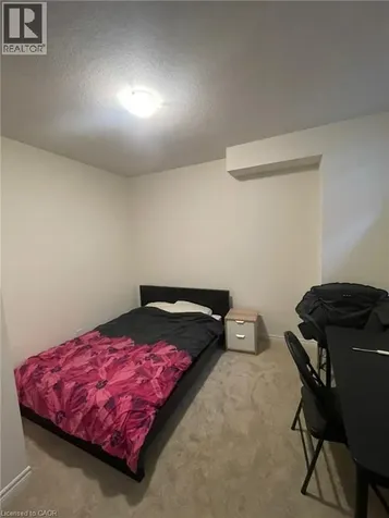 10 Guernsey Drive Kitchener ON N2R 0T7