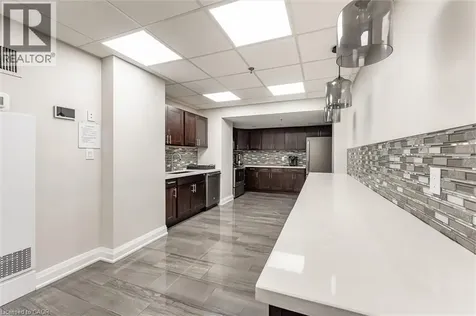 1276 Maple Crossing Boulevard Burlington ON L7S 2J9