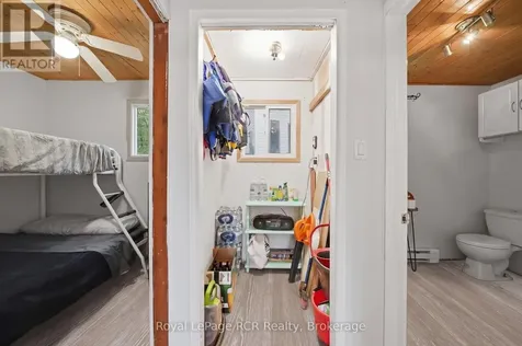 45 Andrew Drive Tiny ON L9M 0B4