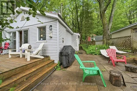 45 Andrew Drive Tiny ON L9M 0B4