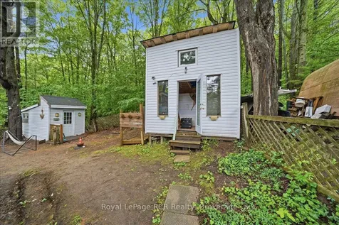 45 Andrew Drive Tiny ON L9M 0B4