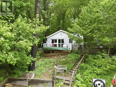 45 Andrew Drive Tiny ON L9M 0B4