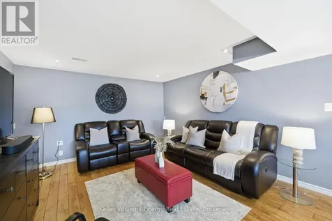 332 Carnegie Beach Road Scugog ON L9L 1B6