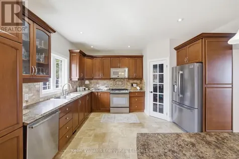 332 Carnegie Beach Road Scugog ON L9L 1B6