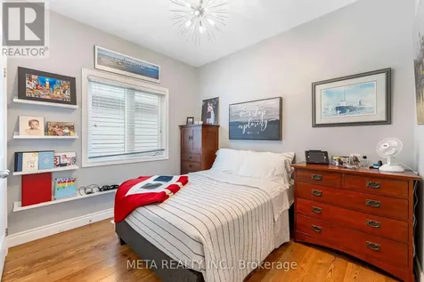 18 Hughes Street Collingwood ON L9Y 0W7