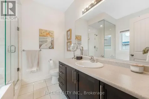 18 Hughes Street Collingwood ON L9Y 0W7
