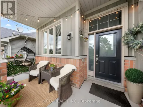18 Hughes Street Collingwood ON L9Y 0W7