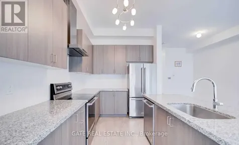 189 Elyse Court Aurora ON L4G 2C9