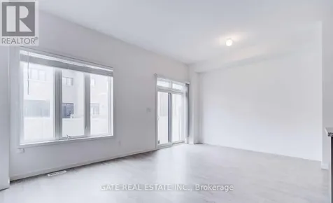 189 Elyse Court Aurora ON L4G 2C9