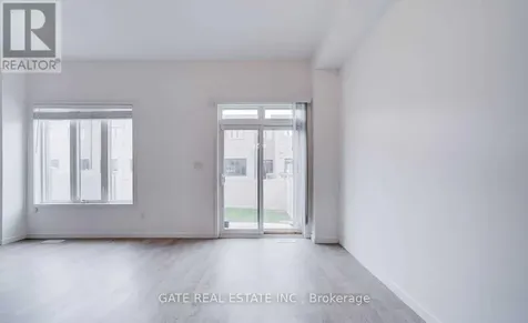 189 Elyse Court Aurora ON L4G 2C9