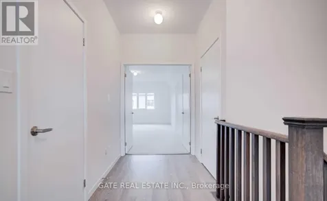 189 Elyse Court Aurora ON L4G 2C9