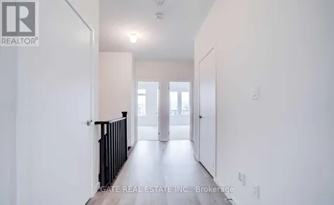 189 Elyse Court Aurora ON L4G 2C9