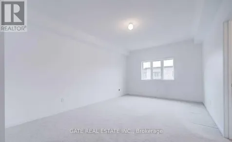 189 Elyse Court Aurora ON L4G 2C9
