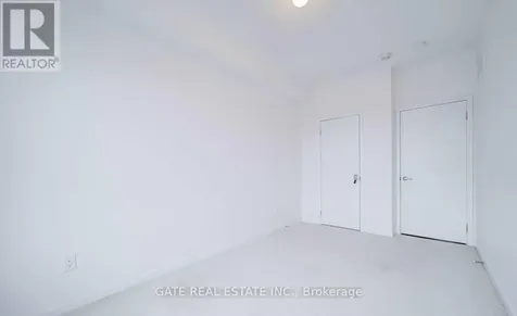 189 Elyse Court Aurora ON L4G 2C9