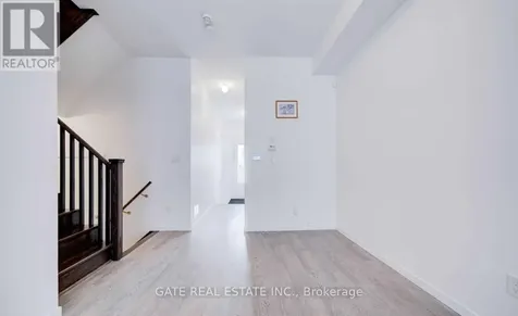 189 Elyse Court Aurora ON L4G 2C9